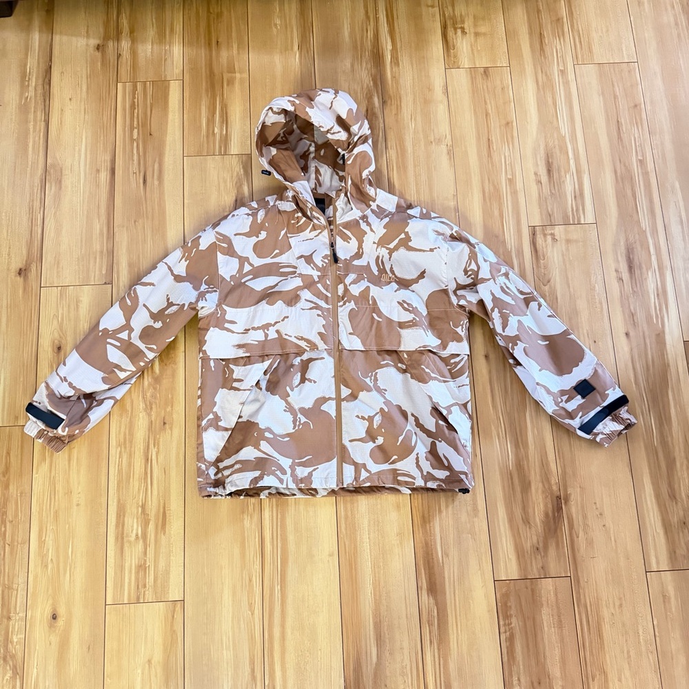 Qilo Tactical Retro Windbreaker in Desert DPM